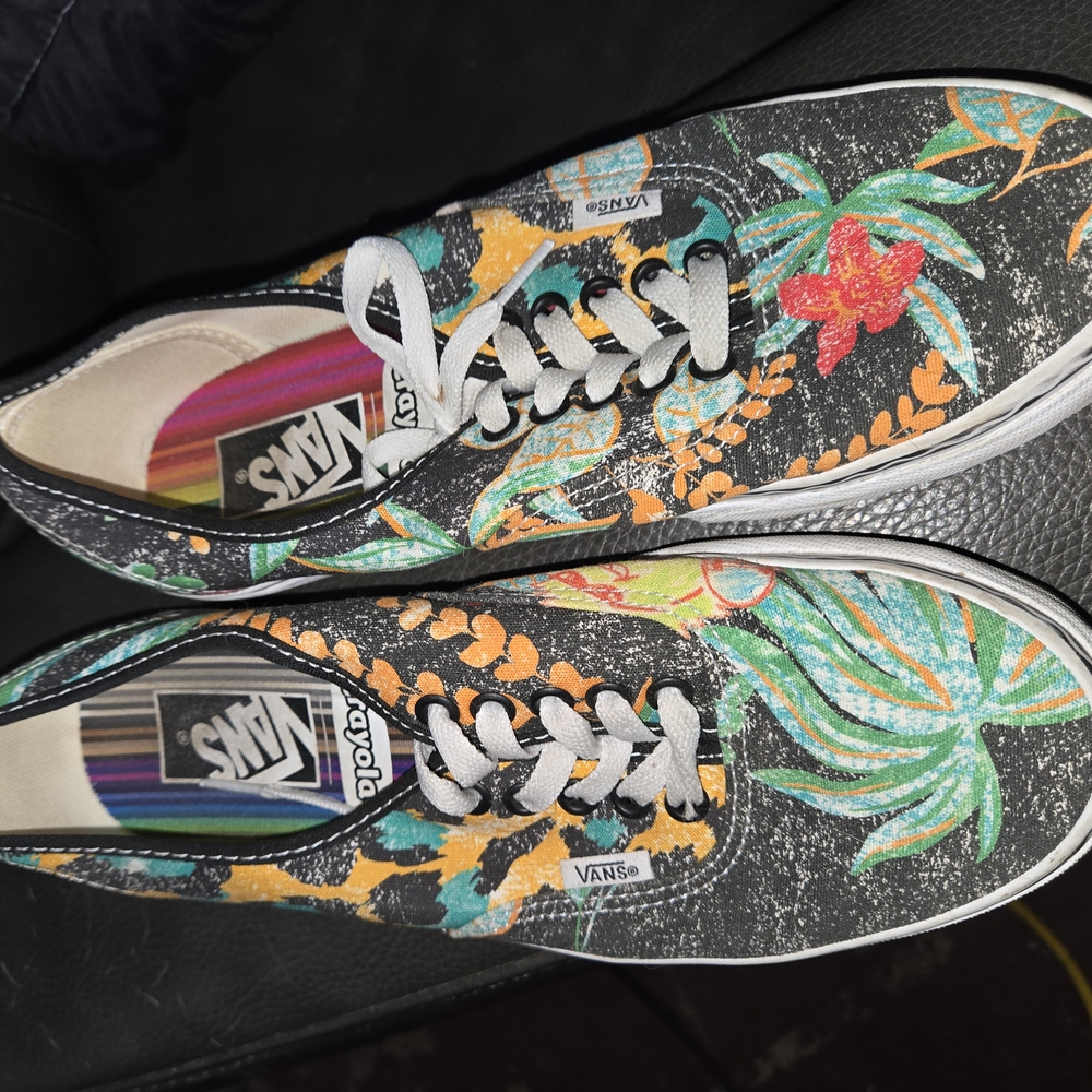 Vans Women's Tropical Print Sneakers - Black and Multicolor